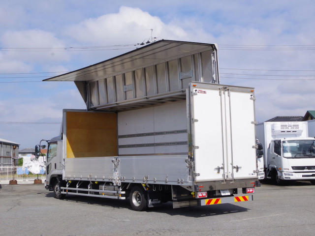 UDトラックス（日産） コンドル 中型 アルミウィング 2PG-BRR90T2(94431) 3枚目