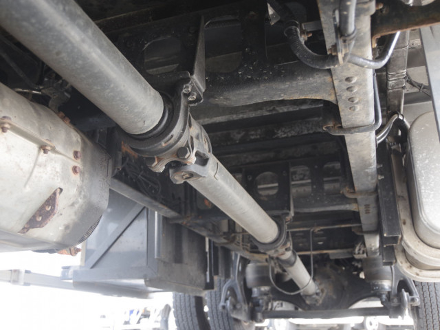 UDトラックス（日産） コンドル 中型 アルミウィング 2PG-BRR90T2(94431) 9枚目