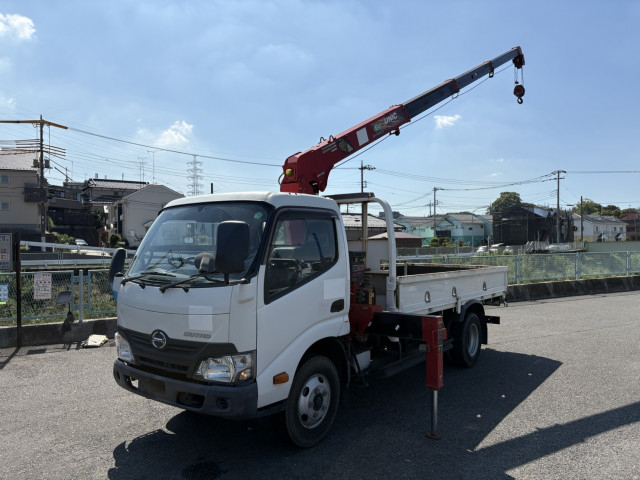 日野 デュトロ 小型 クレーン付き TKG-XZU650M(94439) 1枚目