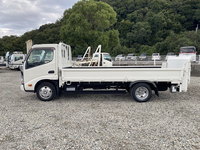 日野 デュトロ 小型 平ボディ 2RG-XZC655M(94442) 4枚目