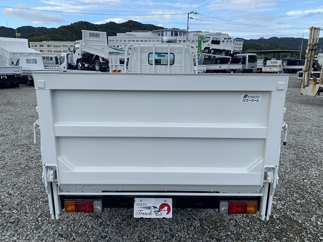 日野 デュトロ 小型 平ボディ 2RG-XZC655M(94442) 7枚目