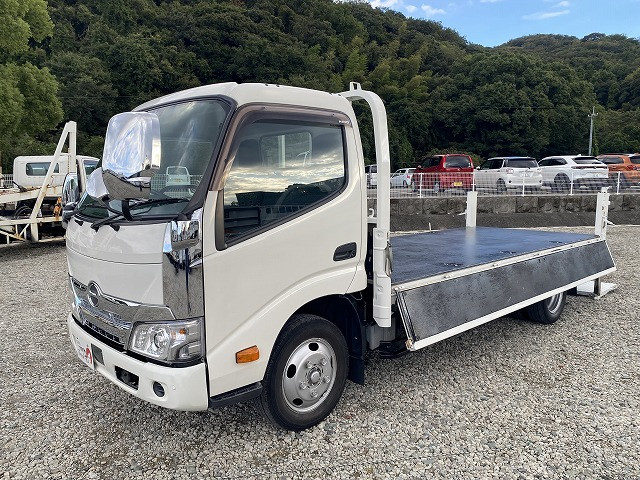 日野 デュトロ 小型 平ボディ 2RG-XZC655M(94442) 9枚目