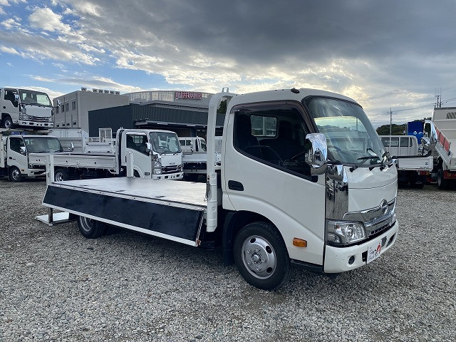 日野 デュトロ 小型 平ボディ 2RG-XZC655M(94442) 10枚目