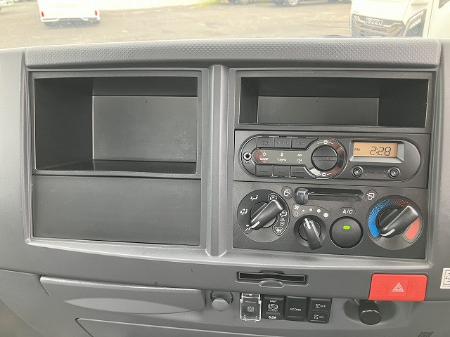 いすゞ エルフ 小型 車載専用車 TRG-NPR85AN(94447) 41枚目