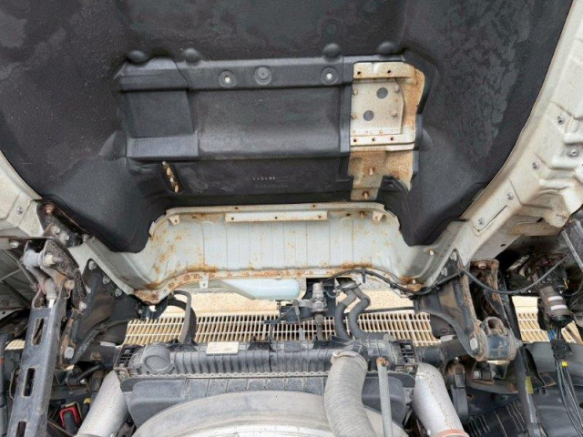 UDトラックス（日産） クオン 大型 アルミウィング 2PG-CG5CA(94448) 31枚目