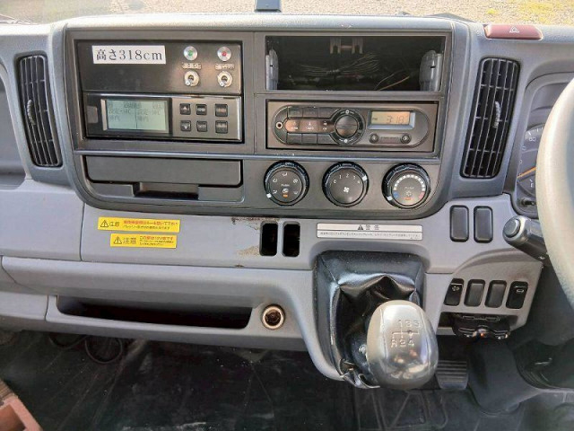 三菱ふそう キャンター 小型 冷凍冷蔵バン TKG-FEB80(94479) 28枚目