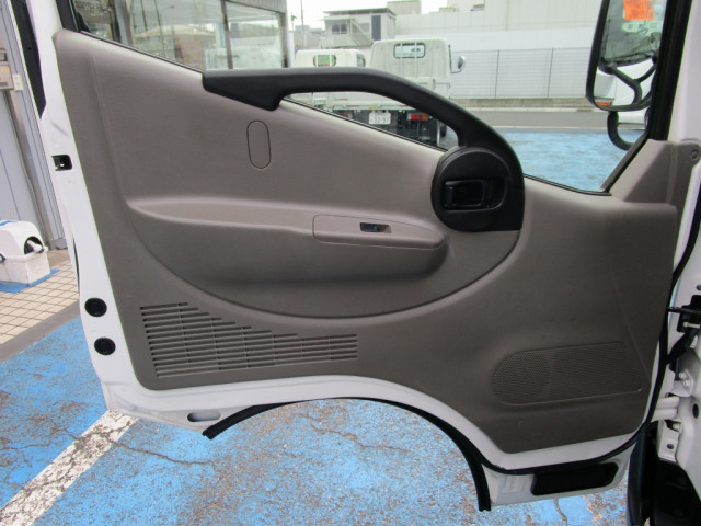 日産自動車 アトラス 小型 平ボディ CBF-SQ2F24(94485) 40枚目