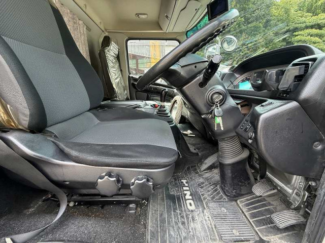 日野 レンジャー 中型 冷凍冷蔵バン TKG-FC7JKAG(94486) 43枚目