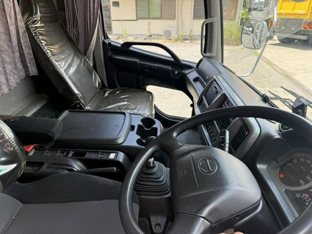 日野 レンジャー 中型 冷凍冷蔵バン TKG-FC7JKAG(94490) 38枚目