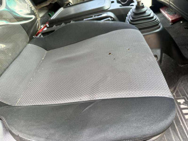 日野 レンジャー 中型 冷凍冷蔵バン TKG-FC7JKAG(94490) 41枚目