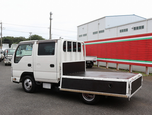 いすゞ エルフ 小型 Wキャブ TRG-NJR85A(94499) 17枚目