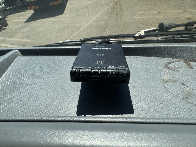 三菱ふそう ファイター 増トン 平ボディ QKG-FK65FZ(94502) 29枚目
