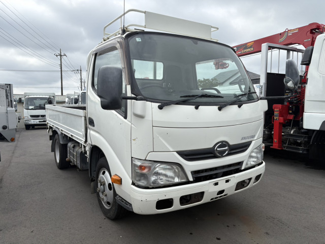 日野 デュトロ 小型 平ボディ TKG-XZU605M(94505) 2枚目
