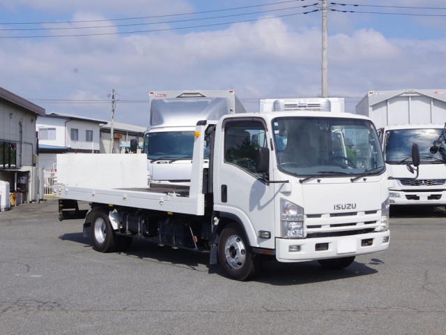 いすゞ エルフ 小型 車載専用車 SKG-NPR85YN(94509) 2枚目