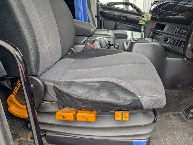日野 プロフィア 大型 アルミウィング QKG-FW1EXBG(94522) 41枚目