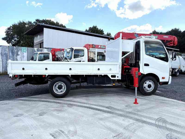 日野 デュトロ 小型 クレーン付き SKG-XZU710M(94534) 6枚目