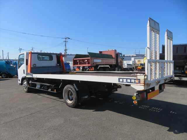 いすゞ エルフ 小型 車載専用車 BDG-NPR85AN(94541) 8枚目