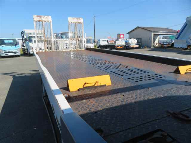 いすゞ エルフ 小型 車載専用車 BDG-NPR85AN(94541) 10枚目