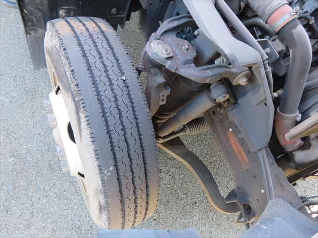 いすゞ エルフ 小型 車載専用車 BDG-NPR85AN(94541) 17枚目