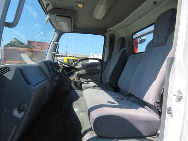 いすゞ エルフ 小型 車載専用車 BDG-NPR85AN(94541) 49枚目