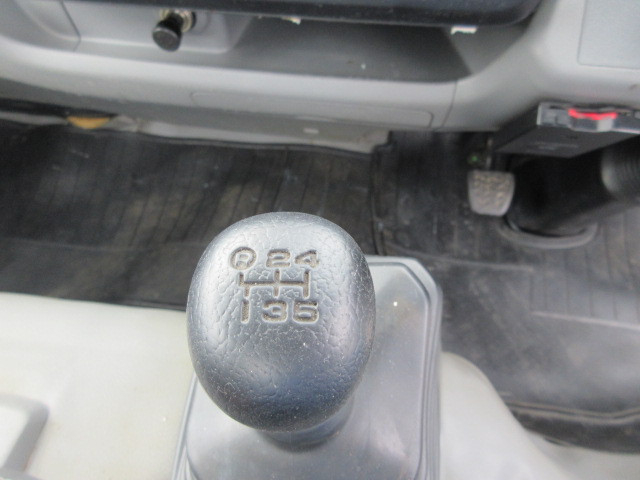 日野 デュトロ 小型 平ボディ TKG-XZC605M(94559) 17枚目
