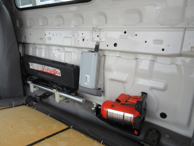 日野 デュトロ 小型 平ボディ TKG-XZC605M(94559) 20枚目