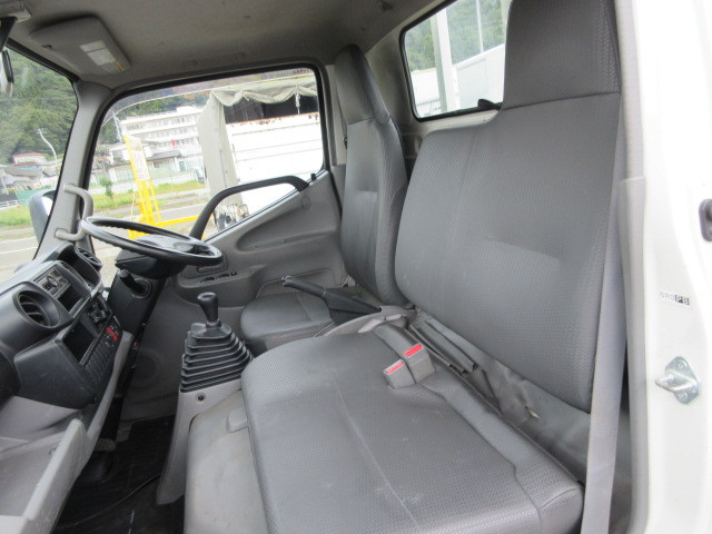日野 デュトロ 小型 平ボディ TKG-XZC605M(94559) 21枚目