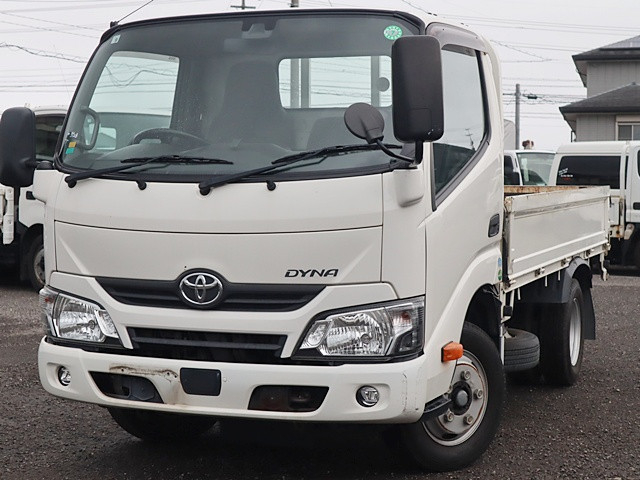 トヨタ ダイナ 小型 平ボディ TPG-XZU605(94561) 1枚目