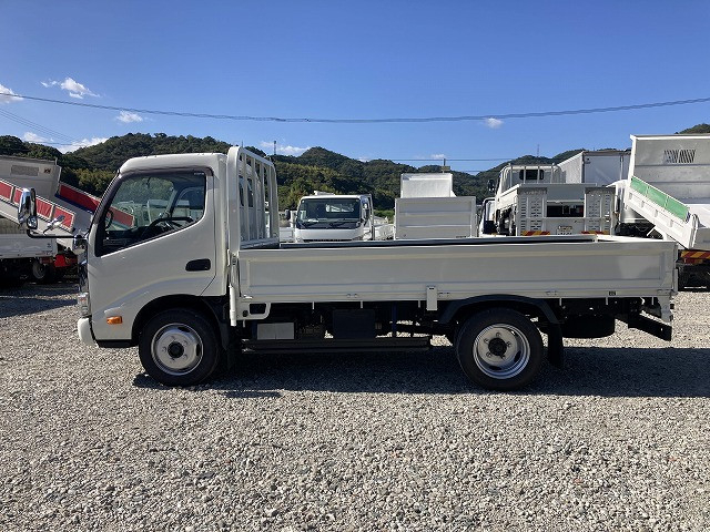 日野 デュトロ 小型 平ボディ TKG-XZU645M(94563) 4枚目