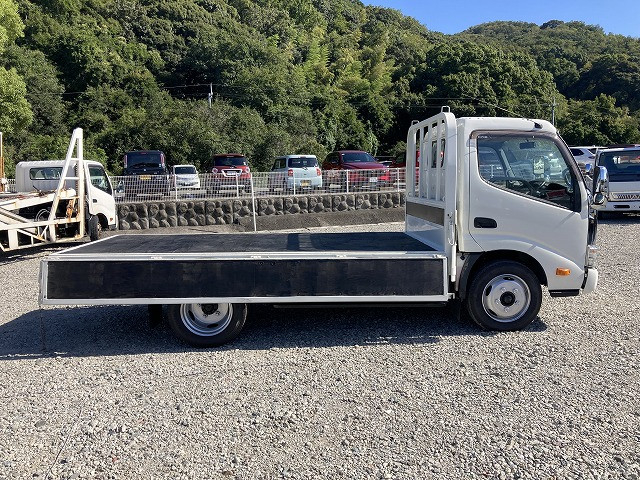 日野 デュトロ 小型 平ボディ TKG-XZU645M(94563) 12枚目