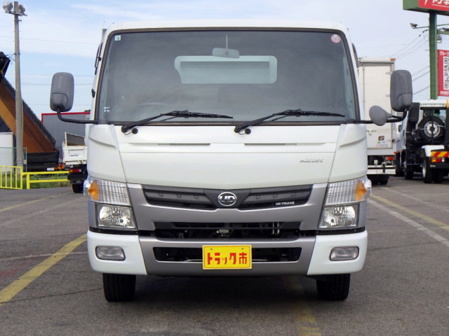 UDトラックス（日産） カゼット 小型 平ボディ TPG-FEB8Y(94572) 3枚目