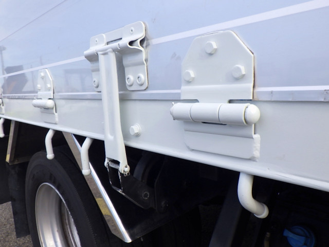 UDトラックス（日産） カゼット 小型 平ボディ TPG-FEB8Y(94572) 31枚目