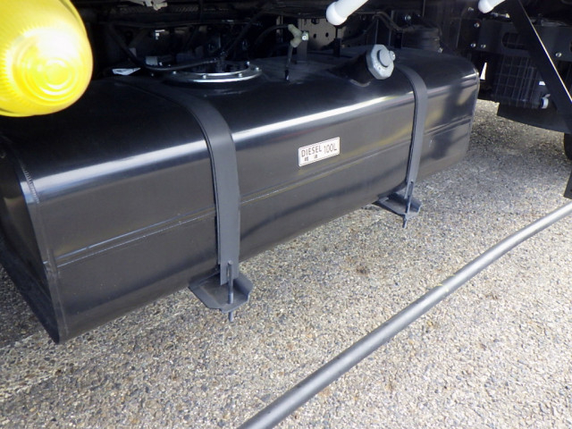 UDトラックス（日産） カゼット 小型 平ボディ TPG-FEB8Y(94572) 33枚目