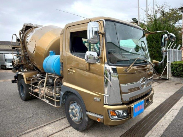 日野 レンジャー 増トン ミキサー車 2KG-FJ2ABA(94576) 2枚目