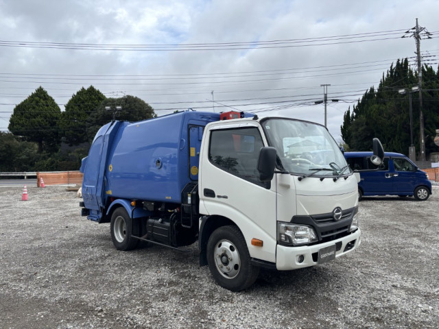 日野 デュトロ 小型 塵芥車（プレス式） TKG-XZU600X(94587) 2枚目