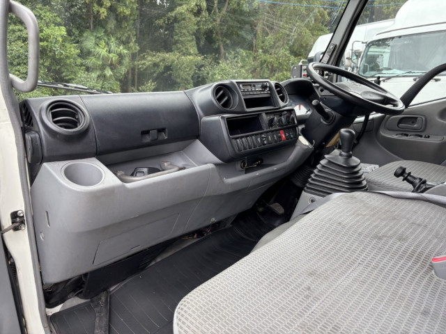日野 デュトロ 小型 塵芥車（プレス式） TKG-XZU600X(94587) 33枚目