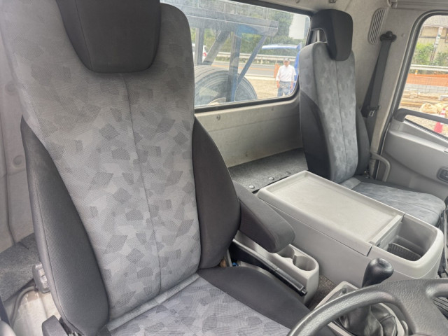 UDトラックス（日産） コンドル 中型 コンテナ専用車 TKG-MK38L(94592) 23枚目