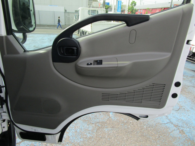 日産自動車 アトラス 小型 平ボディ CBF-SQ2F24(94593) 29枚目