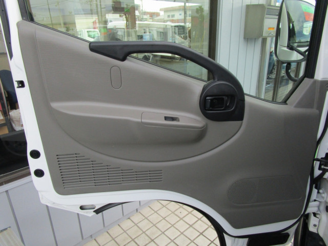 日産自動車 アトラス 小型 平ボディ CBF-SQ2F24(94593) 30枚目
