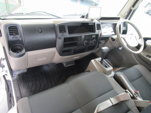 日産自動車 アトラス 小型 平ボディ CBF-SQ2F24(94593) 37枚目