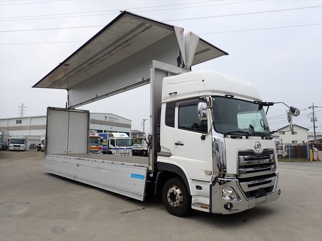 UDトラックス(日産) クオン 大型 アルミウィング 2PG-CG5CA(94616) 19枚目