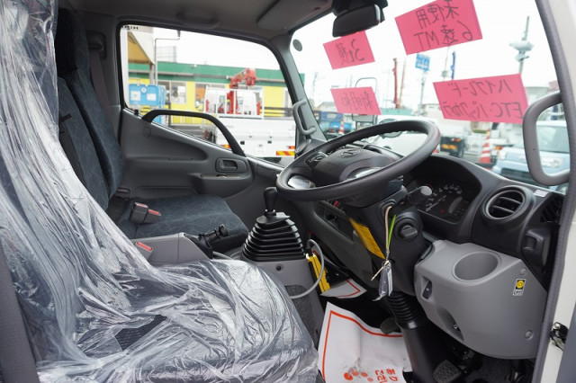 日野 デュトロ 小型 コンテナ専用車 2KG-XZU605M(94662) 32枚目