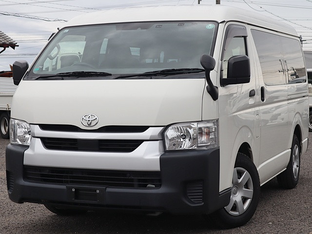 トヨタ ハイエース 小型 アルミバン 3BA-TRH214W(94666) 1枚目