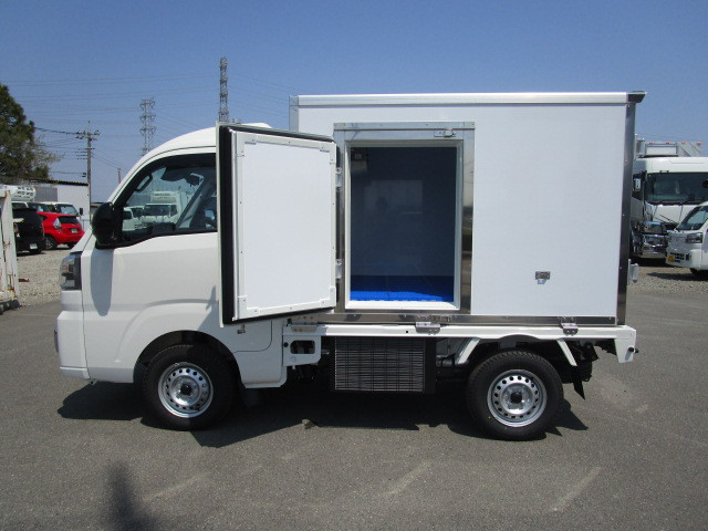 ダイハツ ハイゼット 軽 冷凍冷蔵バン 3BD-S510P(94674) 9枚目
