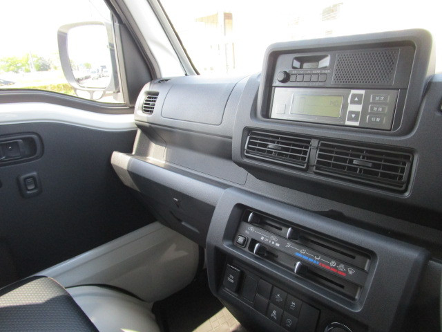 ダイハツ ハイゼット 軽 冷凍冷蔵バン 3BD-S500P(94675) 18枚目