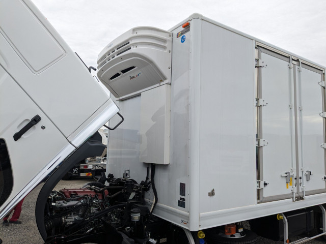 日野 レンジャー 中型 冷凍冷蔵バン 2KG-FD2ABG(94680) 47枚目