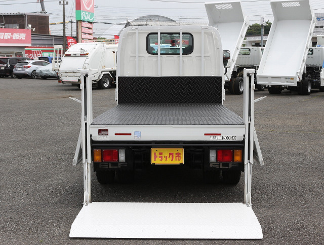 いすゞ エルフ 小型 平ボディ TRG-NJR85A(109374) 22枚目