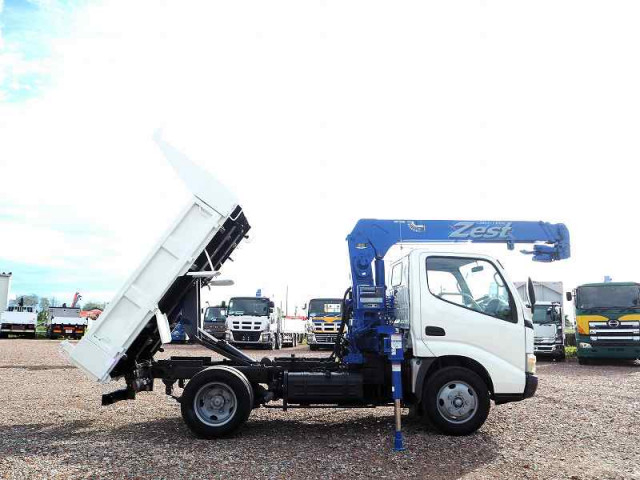 トヨタ ダイナ 小型 土砂ダンプ BDG-XZU314D(94691) 6枚目