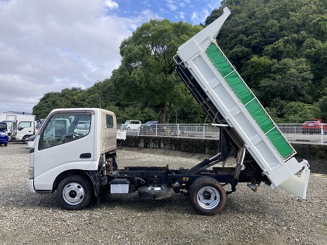 トヨタ ダイナ 小型 土砂ダンプ BDG-XZU354D(94693) 4枚目