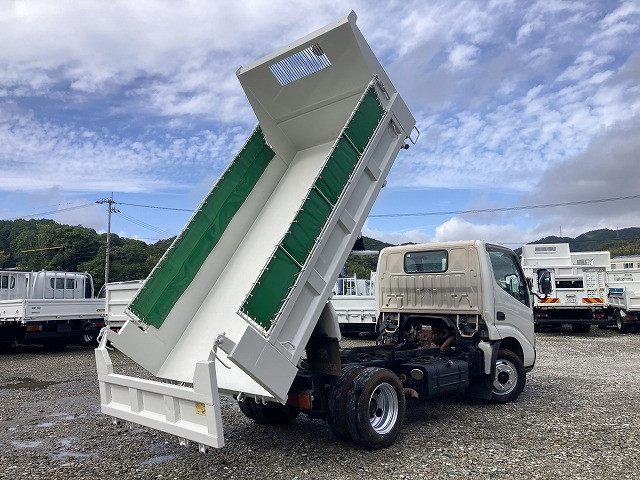 トヨタ ダイナ 小型 土砂ダンプ BDG-XZU354D(94693) 8枚目